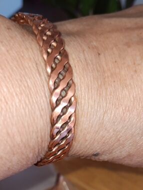 Copper Twisted Bracelet Solid